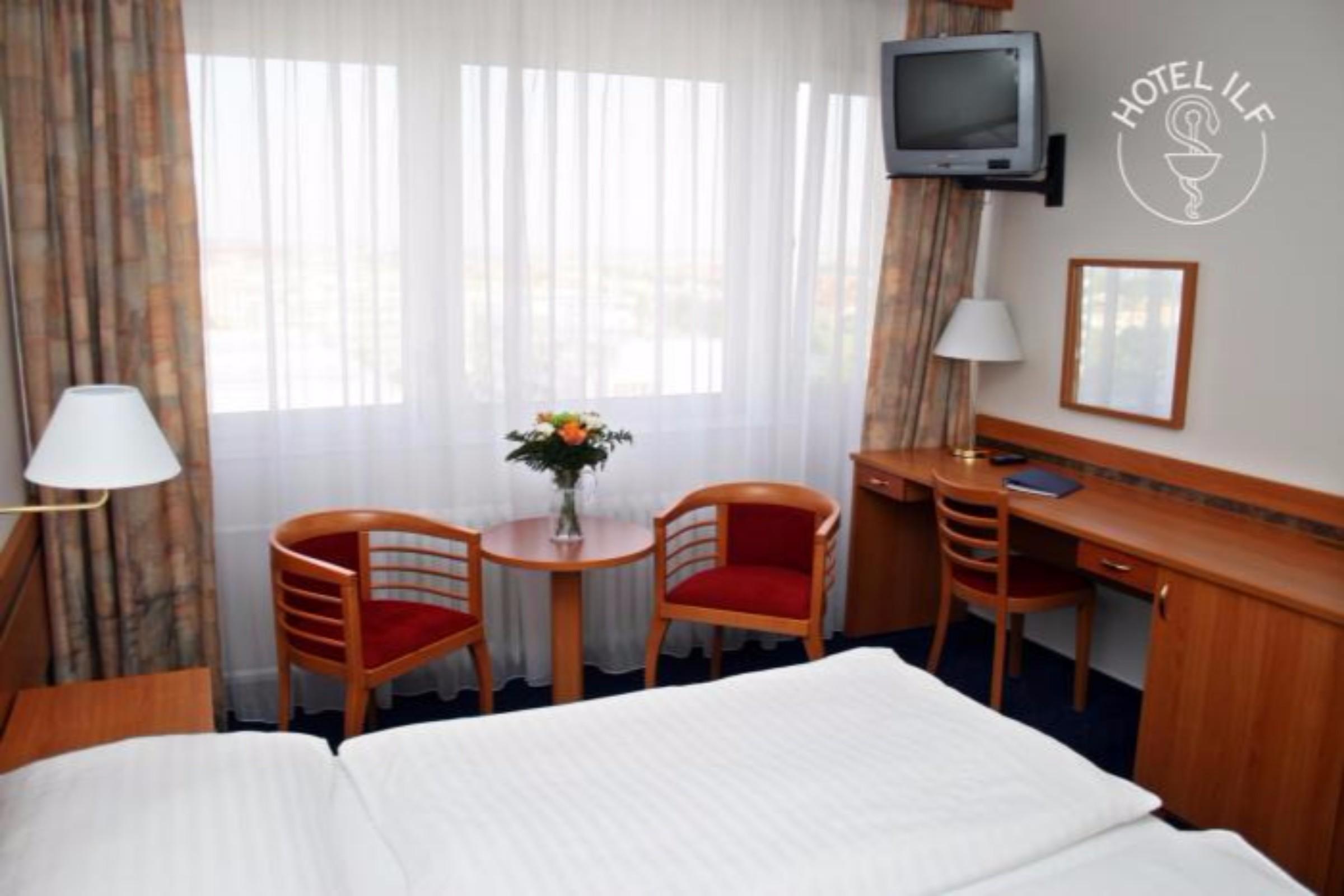 Hotel Ilf Prague Exterior photo