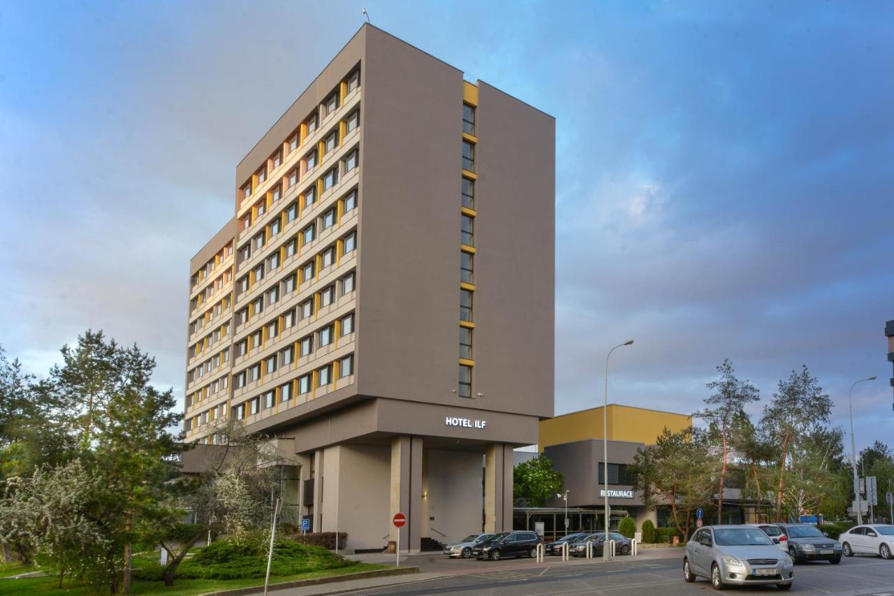 Hotel Ilf Prague Exterior photo